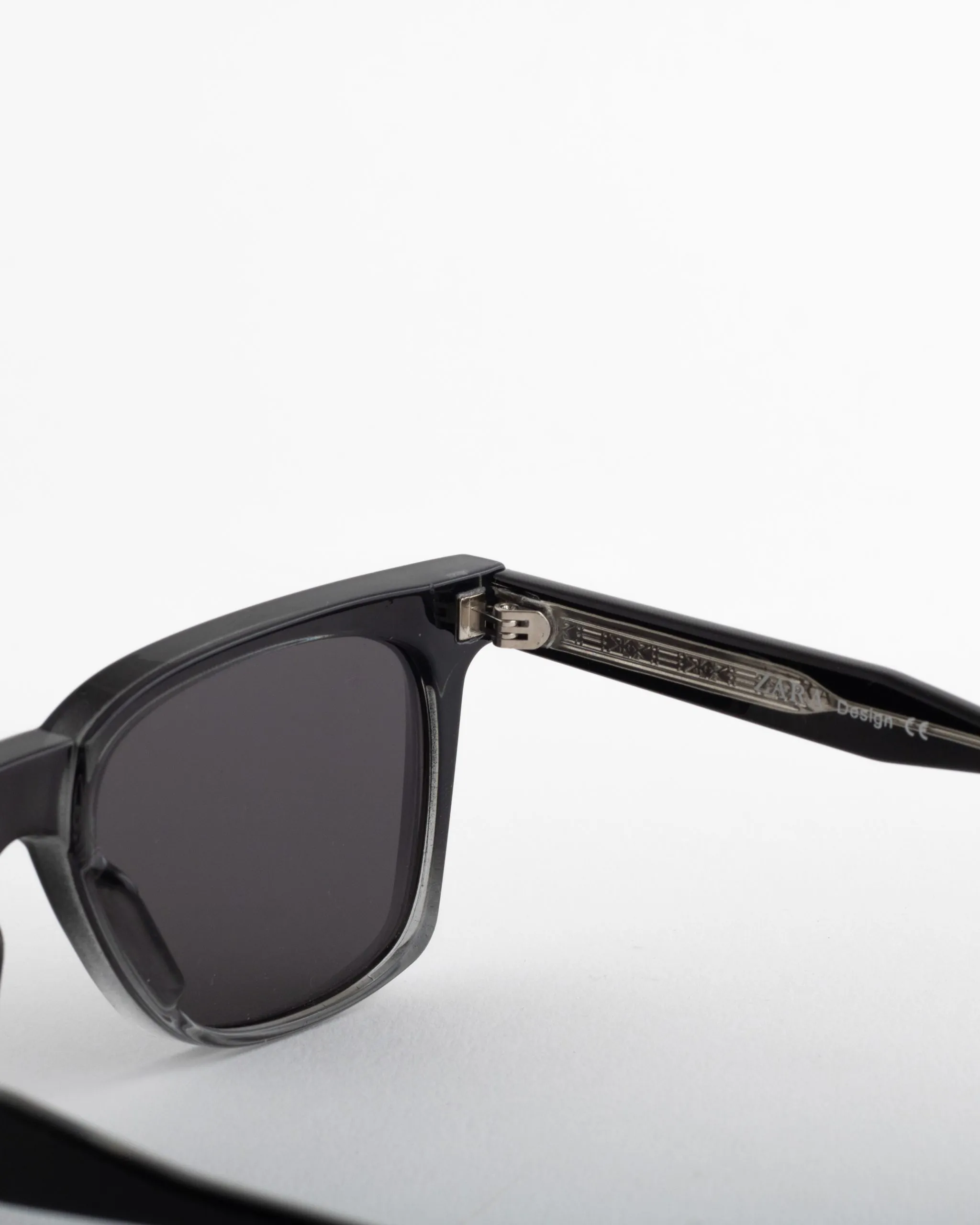 عینک آفتابی زارا _Zara 8 عینک آفتابی زارا _Zara - Image 8