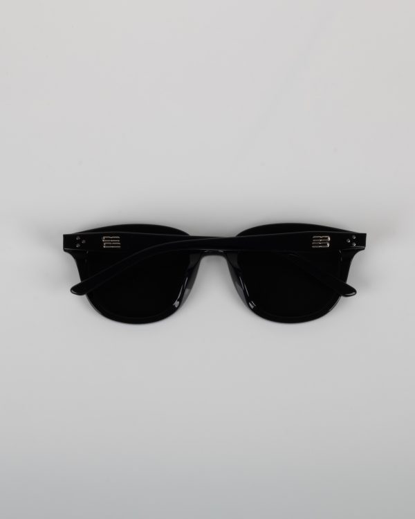 عینک آفتابی اورجینال جنتل مانستر مدل JUDE مشکی _ Gentle monster - Image 4