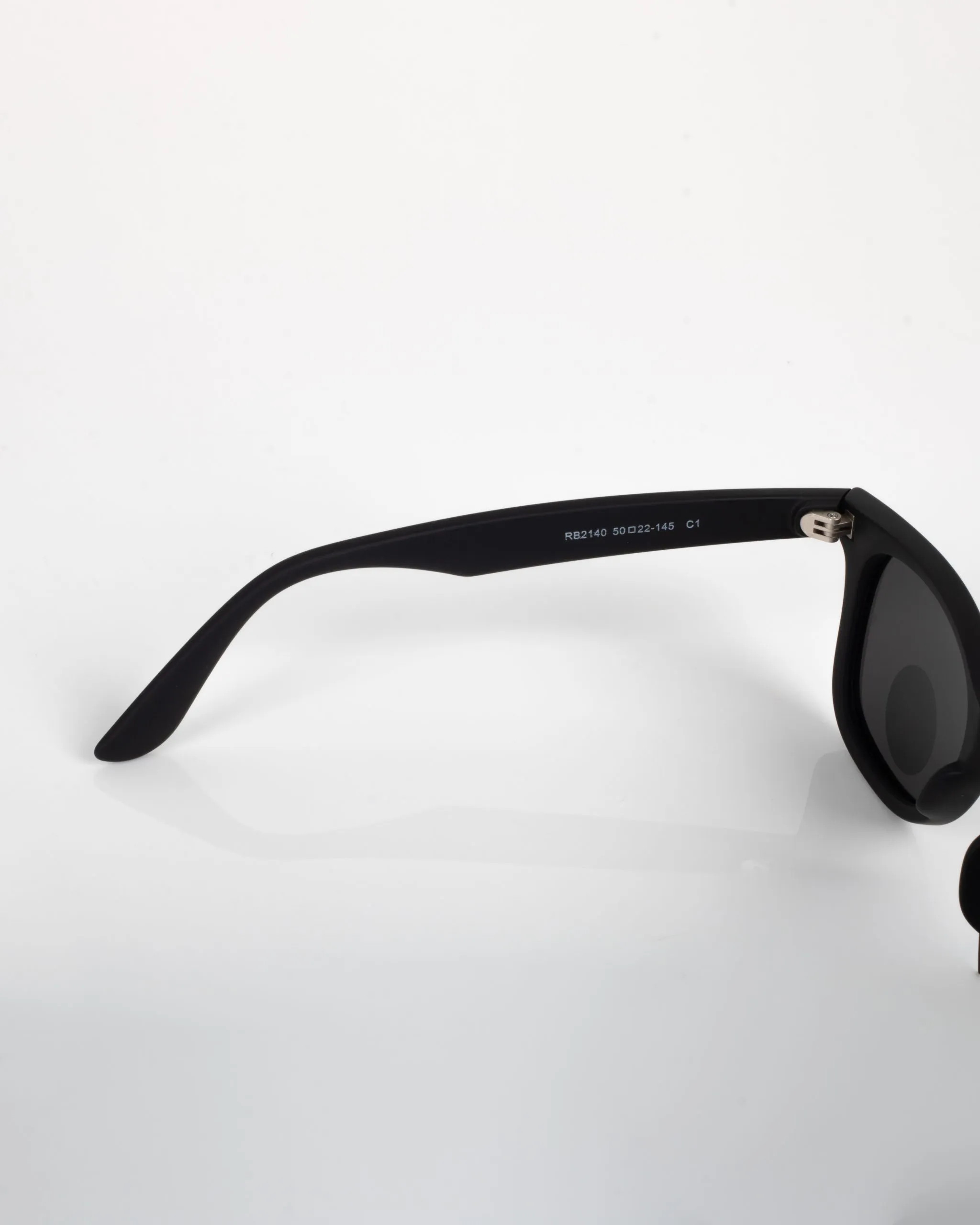 عینک ریبن ویفرر مشکی سایز50 مدل 2140 _Rayban wayfarer 2 عینک ریبن ویفرر مشکی سایز50 مدل 2140 _Rayban wayfarer - Image 2