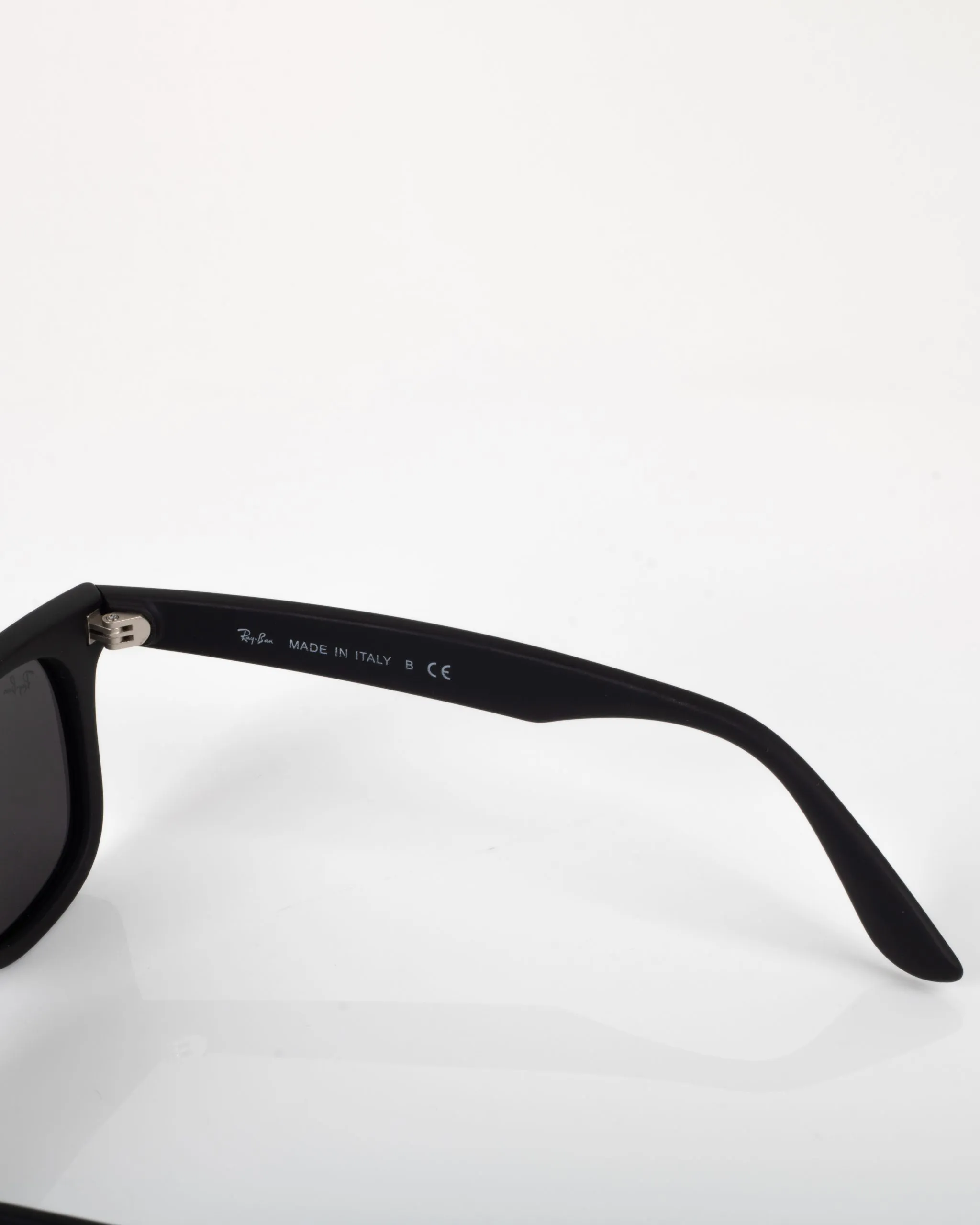 عینک ریبن ویفرر مشکی سایز50 مدل 2140 _Rayban wayfarer 3 عینک ریبن ویفرر مشکی سایز50 مدل 2140 _Rayban wayfarer - Image 3