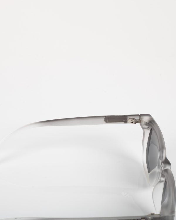 عینک آفتابی کارتیر طوسی مات مدل 2542 - Cartier - Image 4