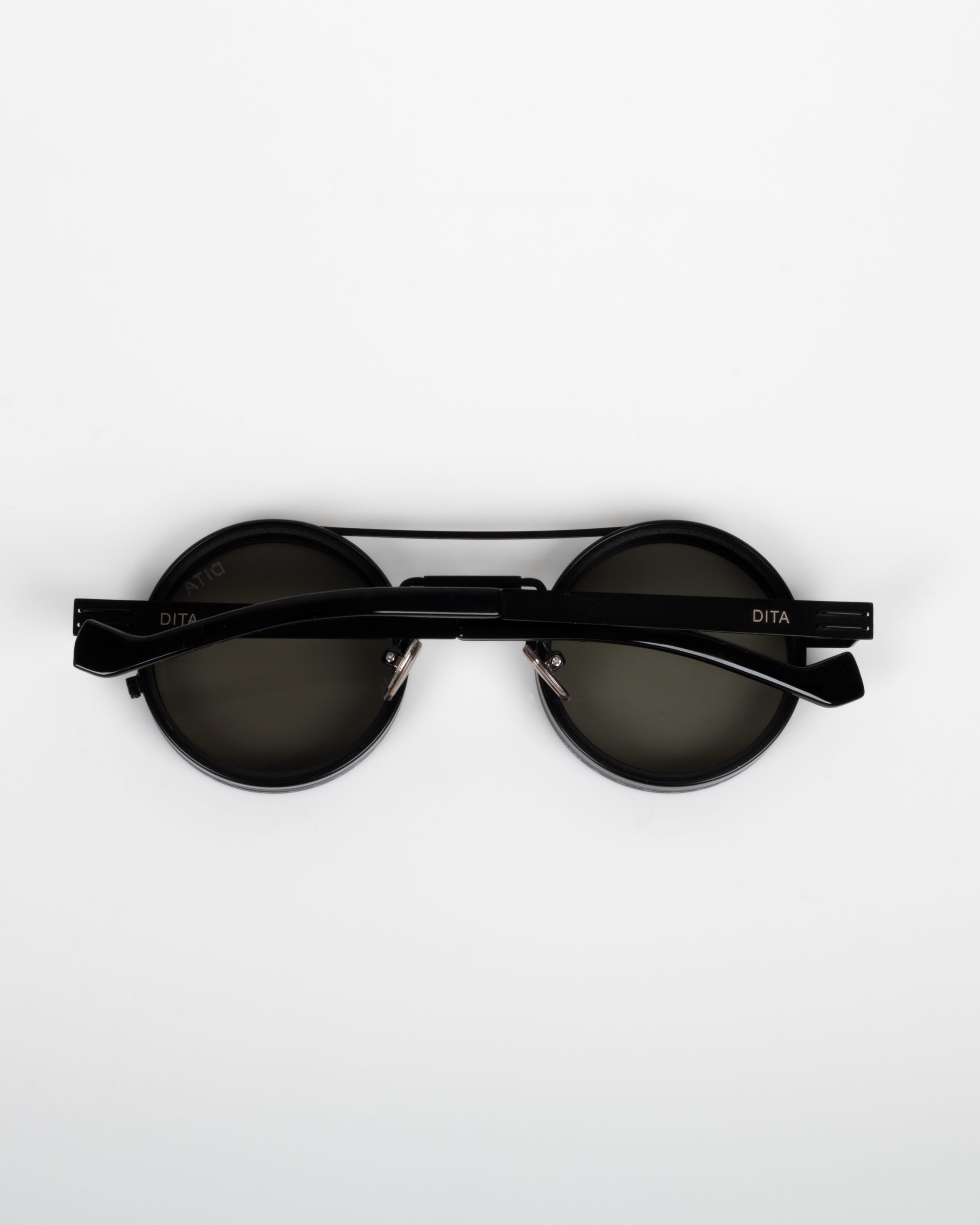 عینک آفتابی چرخشی گرد قابل تنظیم تیرگی خرید اقساطی ND9 5 عینک آفتابی چرخشی گرد قابل تنظیم تیرگی خرید اقساطی ND9