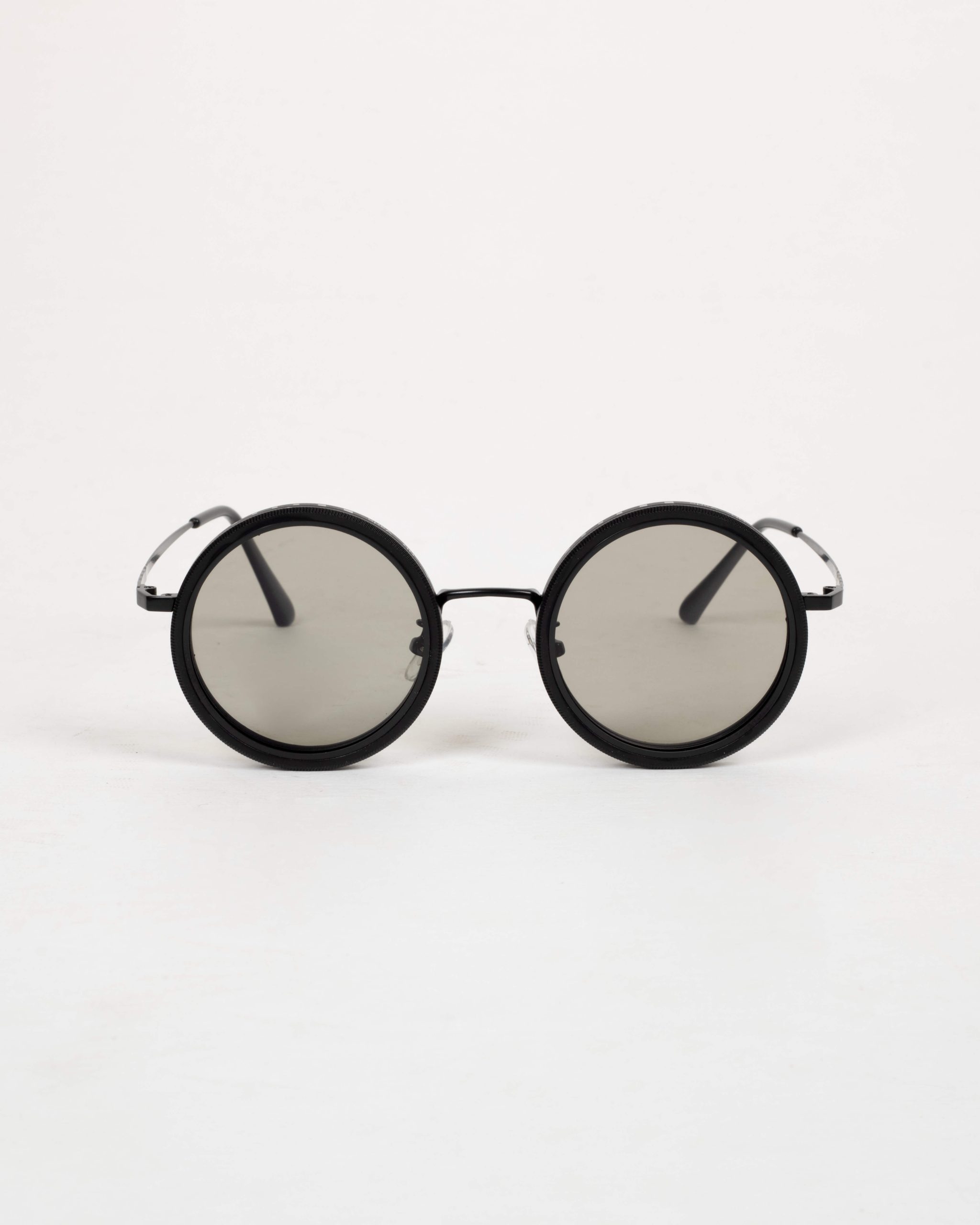 عینک آفتابی چرخشی گرد قابل تنظیم تیرگی خرید اقساطی ND9 2 عینک آفتابی چرخشی گرد قابل تنظیم تیرگی خرید اقساطی ND9 - Image 2